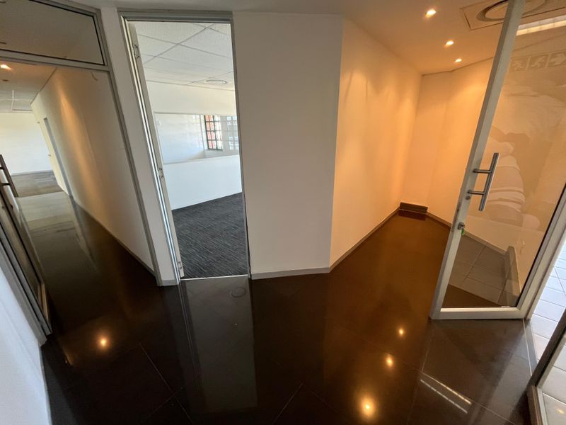 Premium 232m2 Office in Brookside Office Park, Claremont - Photo 6