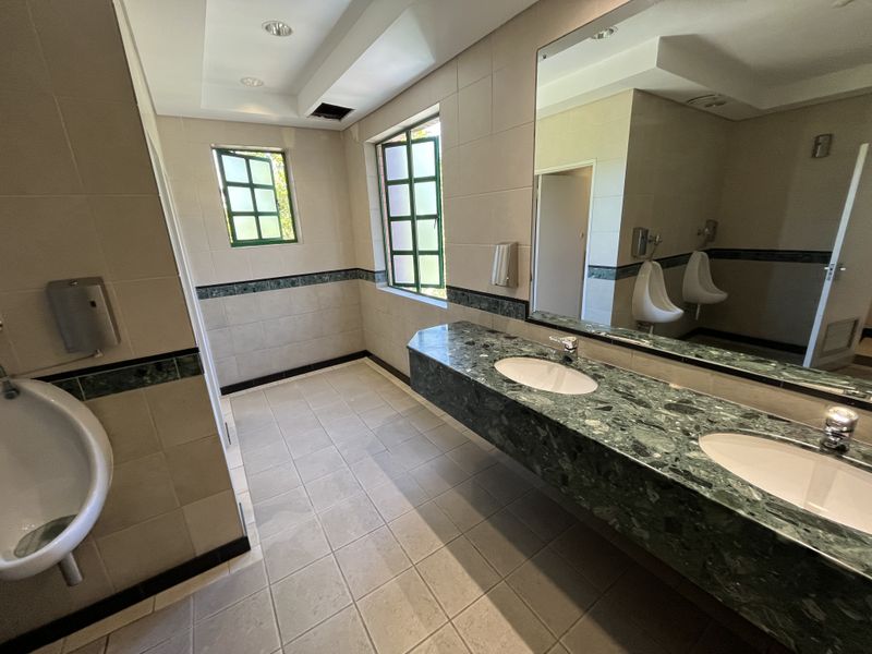 Expansive Corner Office with Wrap-Around Balcony Access Brookside Office Park, Claremont - Photo 9