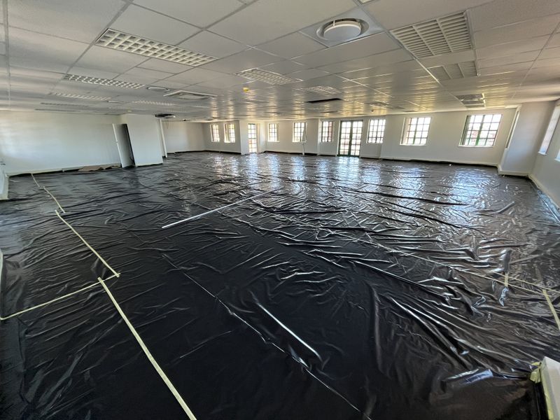 Expansive Corner Office with Wrap-Around Balcony Access Brookside Office Park, Claremont - Photo 8