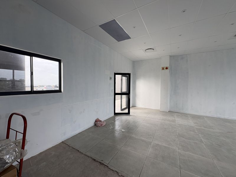 GREAT OFFICE OR RETAIL SPACE - Photo 8