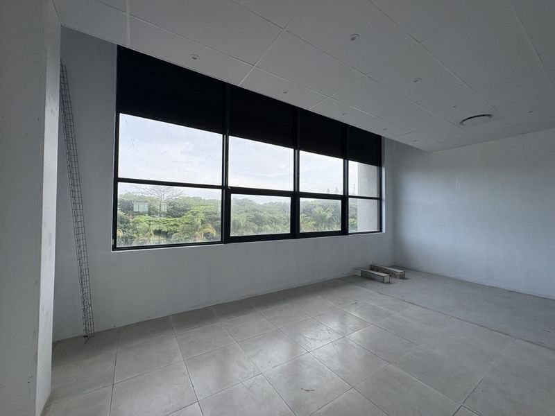 GREAT OFFICE OR RETAIL SPACE - Photo 5