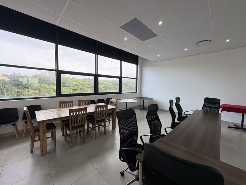 GREAT OFFICE OR RETAIL SPACE - Photo 7