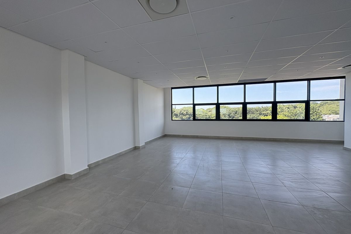 GREAT OFFICE OR RETAIL SPACE - Photo 3