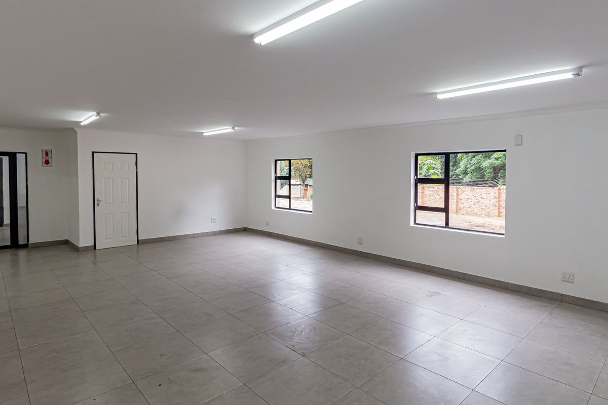 Immaculate Workspace Opposite DSTV Head Office To Let / For Sale. - Photo 5