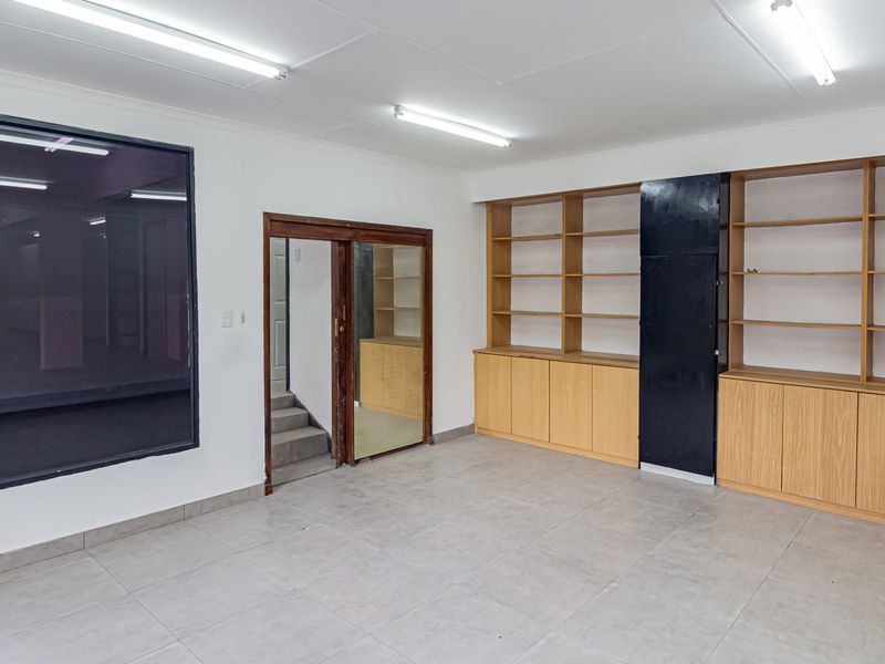 Immaculate Workspace Opposite DSTV Head Office To Let / For Sale. - Photo 8