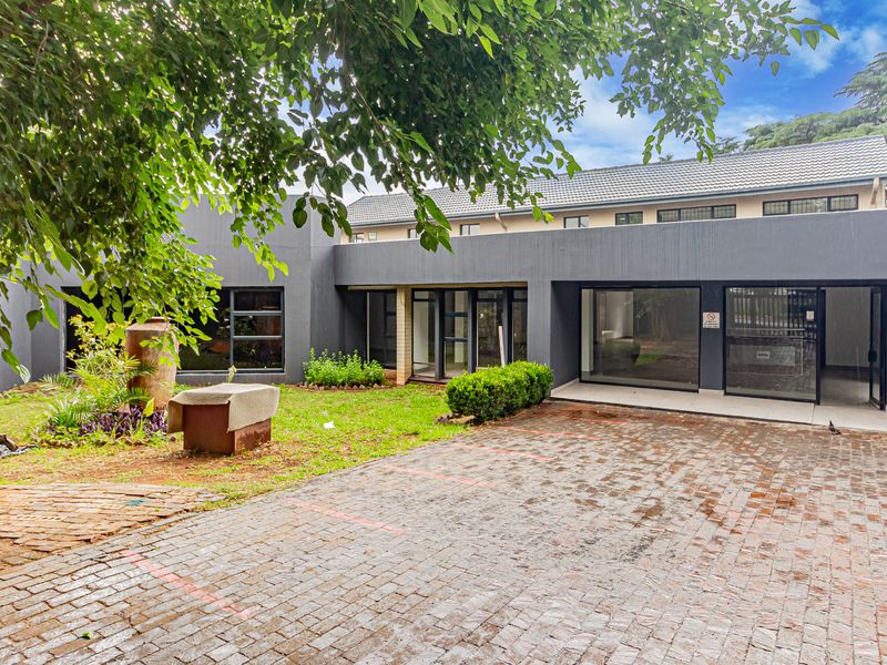 Immaculate Workspace Opposite DSTV Head Office To Let / For Sale. - Photo 2