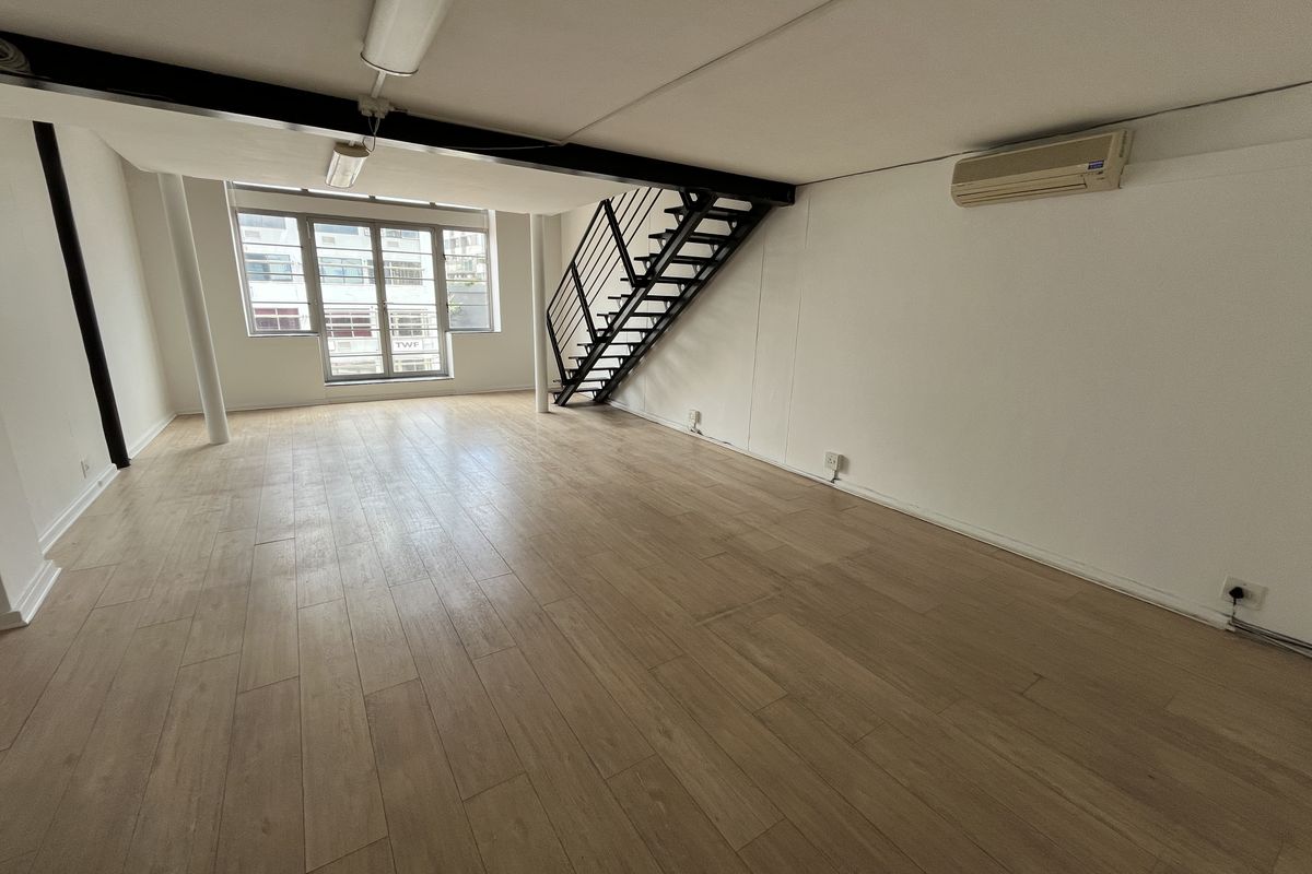 High-Exposure Loft-Style Office Space in Green Point - Photo 4