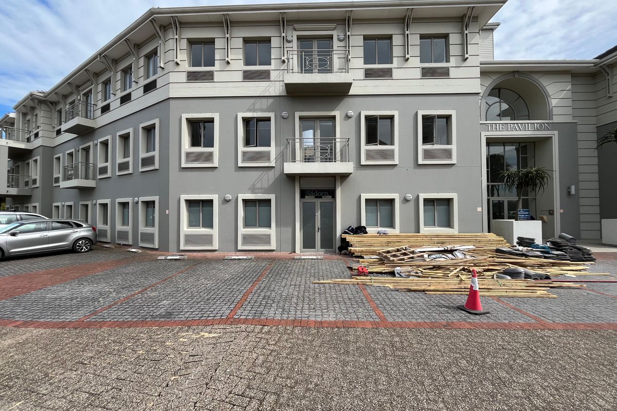 Premium A-Grade Office To Let at The Pavilion, Century City. - Photo 4