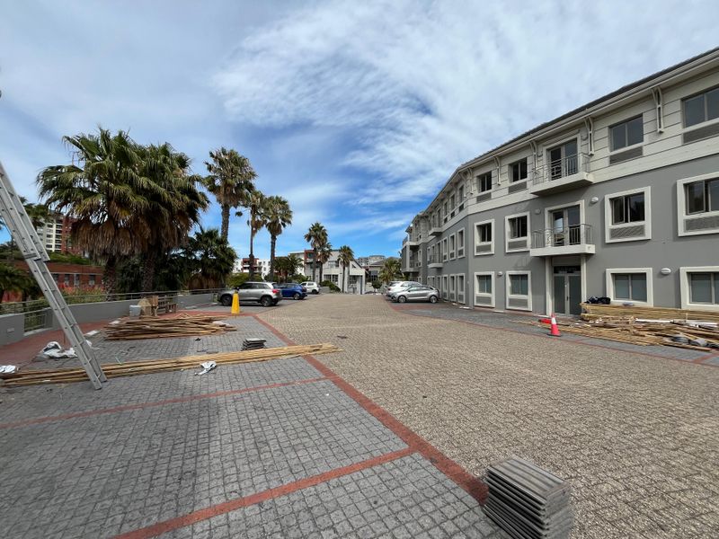 Premium A-Grade Office To Let at The Pavilion, Century City. - Photo 2