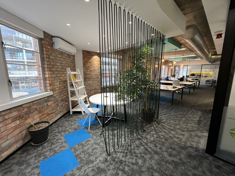 High-Exposure A-Grade Office with Premium Fit-Out in Green Point - Photo 6