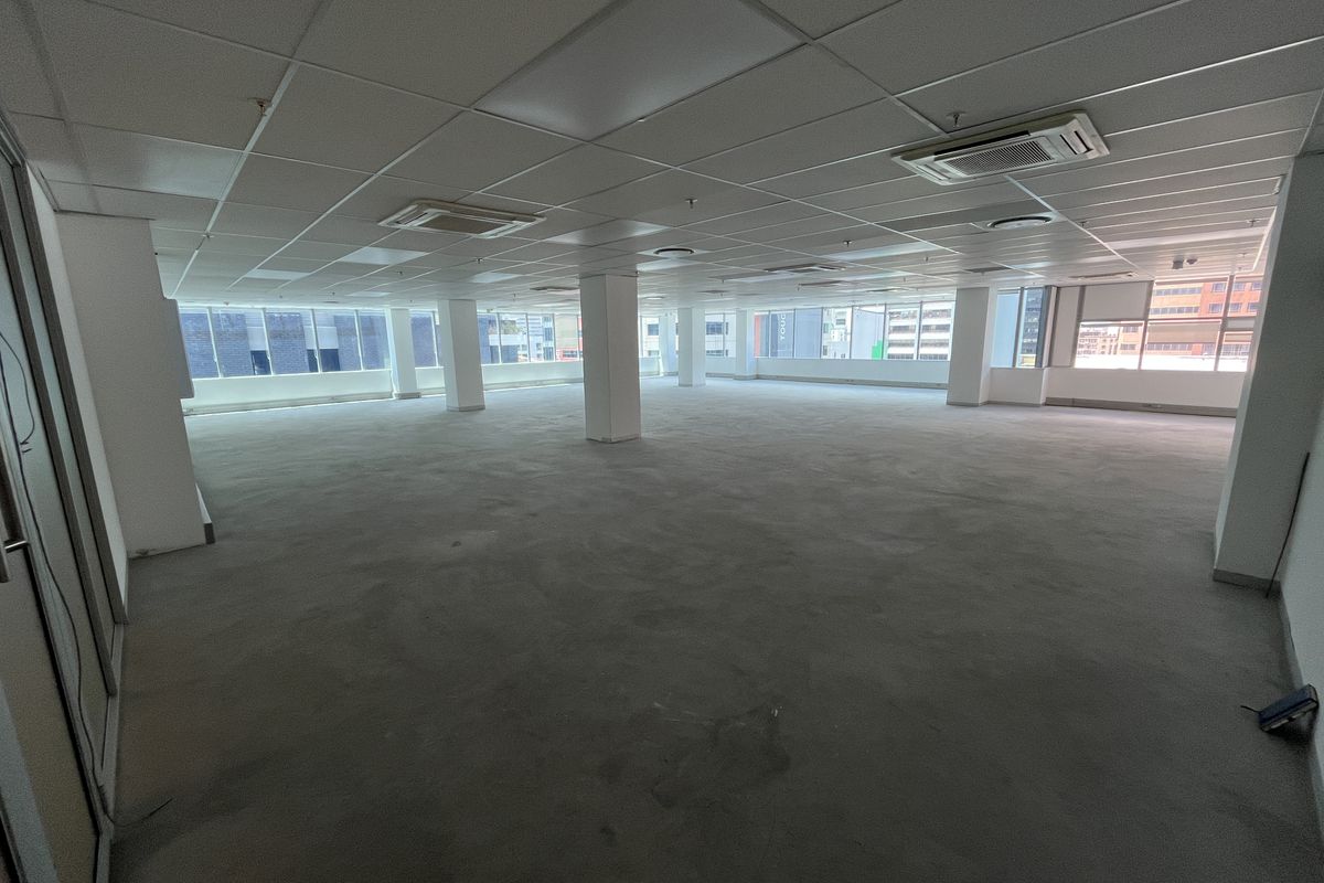 10th Floor Premium Office Space, 22 on Bree. - Photo 2