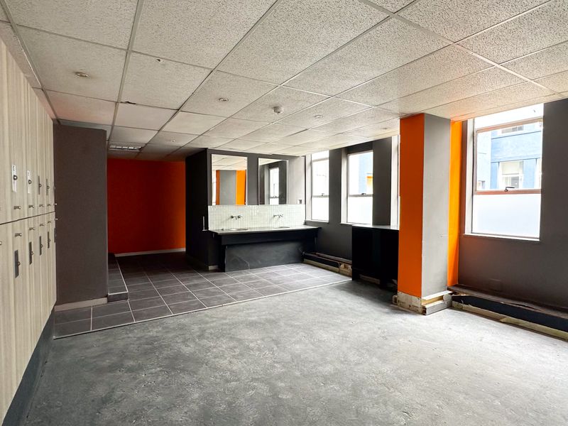 10th Floor Unit, The Felix, Cape Town City Centre. - Photo 10