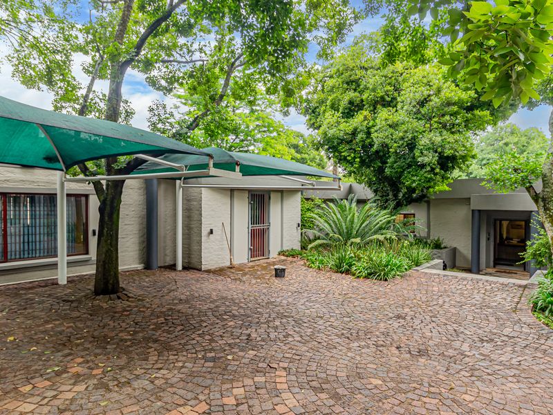 Stand Alone Freehold Commercial Property For Sale / To Let. - Photo 4