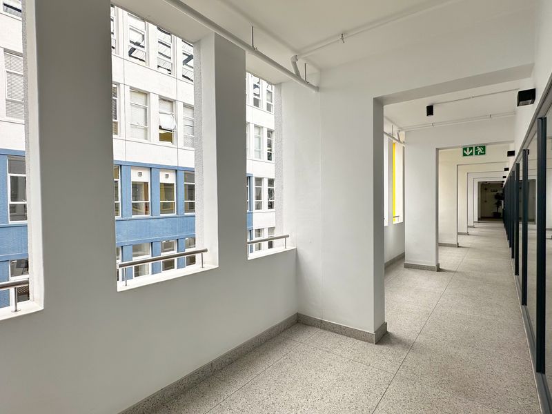 A-Grade Office with Panoramic City Views. 11th Floor, The Felix. Cape Town CBD. - Photo 5