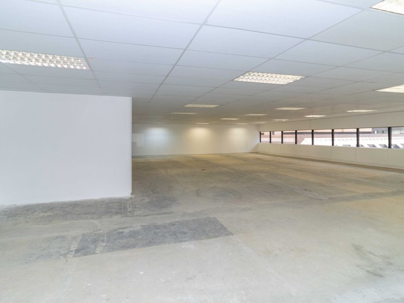 680 squares Premium Office Space at The Box, Cape Town CBD - Photo 10
