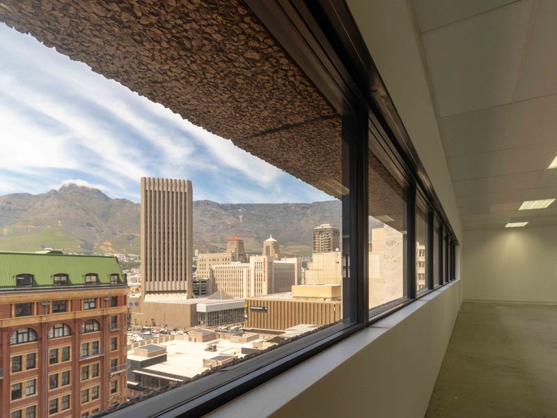 680 squares Premium Office Space at The Box, Cape Town CBD - Photo 8