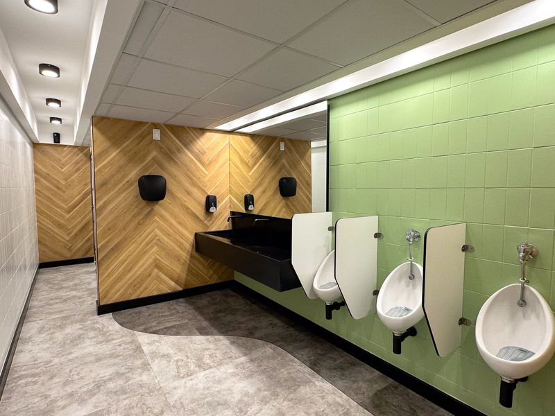 Panoramic Office with Iconic Mountain & City Views. 8th Floor, 14 On Long, Cape Town CBD. - Photo 9