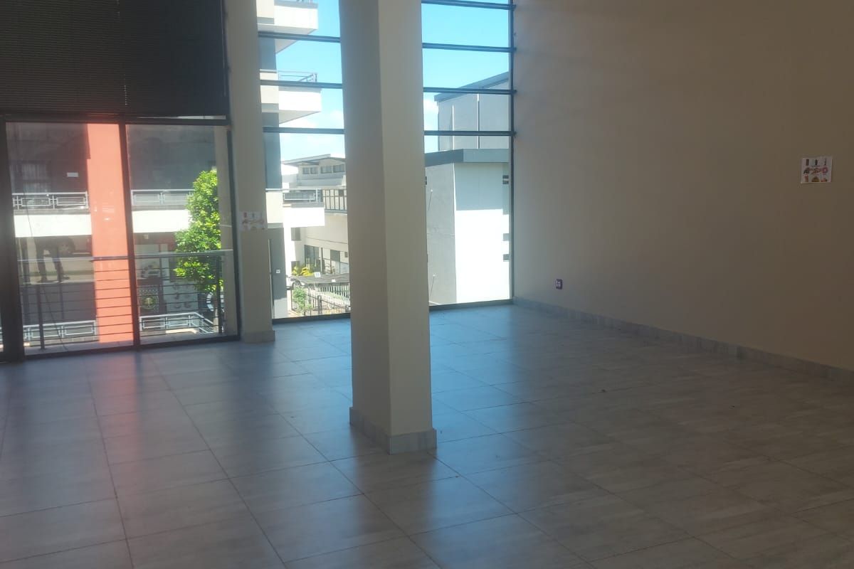 Modern Retail Space in Umhlanga Ridge - Photo 4