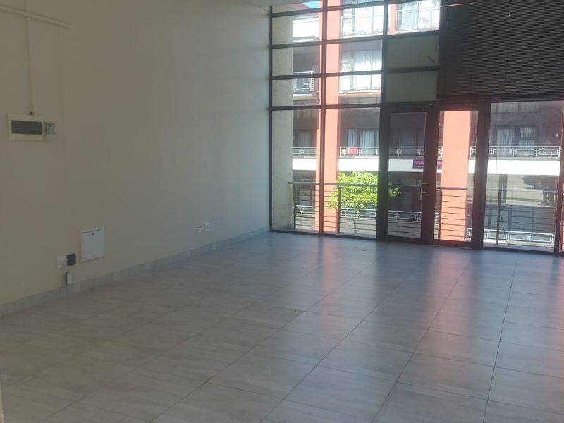 Modern Retail Space in Umhlanga Ridge - Photo 3