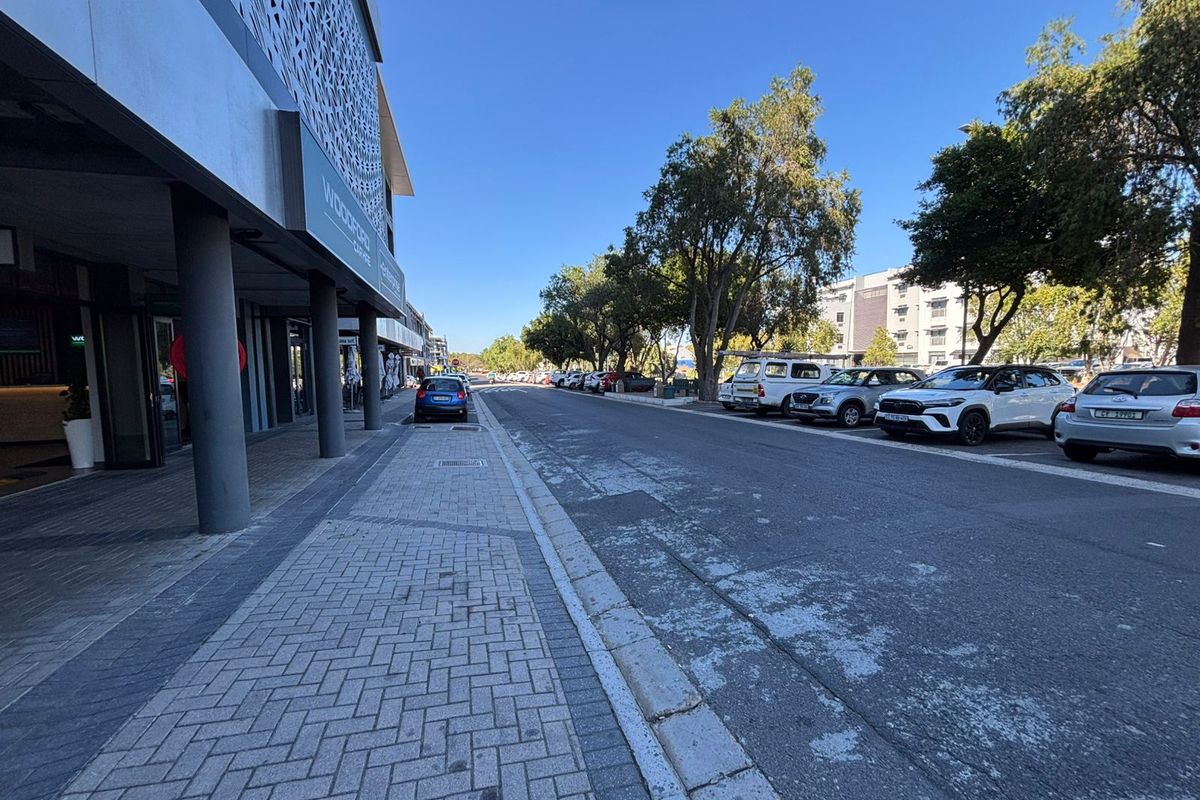Prime Ground Floor Space in the Heart of the Tyger Valley, Edward Street - Photo 3
