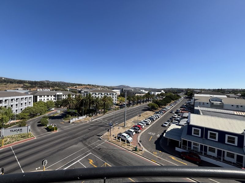 Premium 4th Floor Office with Balcony & Views in Tyger Valley - Photo 5