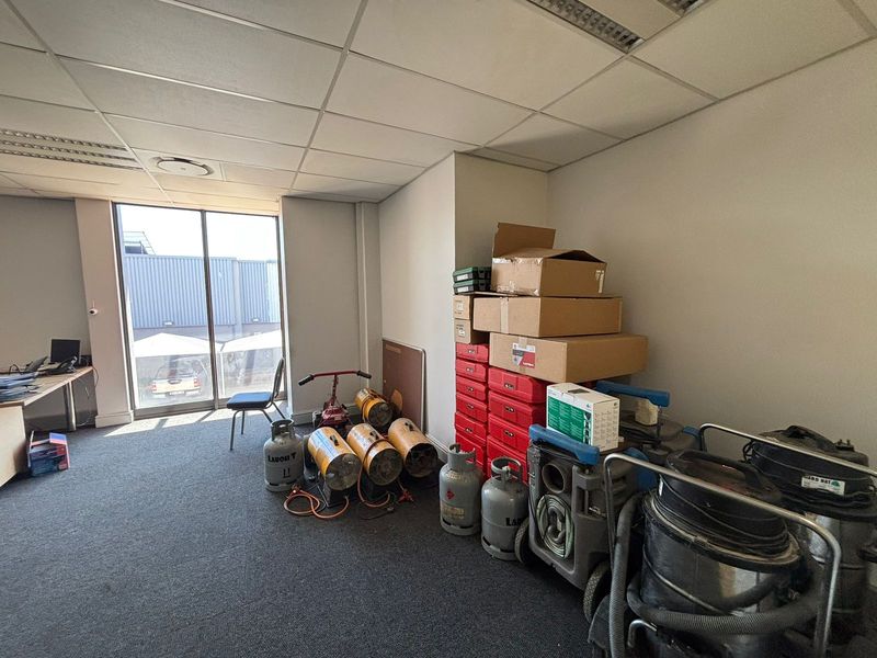 A-Grade Warehouse To Let in Stikland Industrial - Photo 5