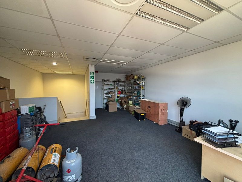 A-Grade Warehouse To Let in Stikland Industrial - Photo 7