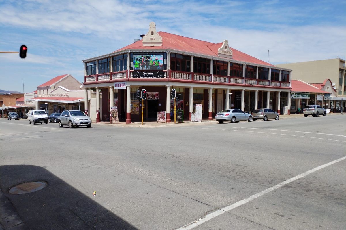 Great opportunity!!! 18 fully occupied retail units - Photo 5