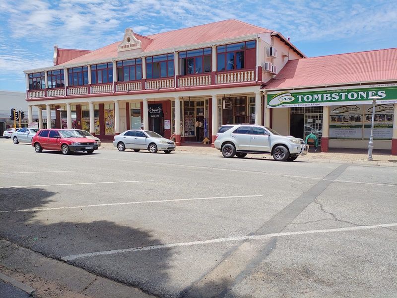 Great opportunity!!! 18 fully occupied retail units - Photo 2