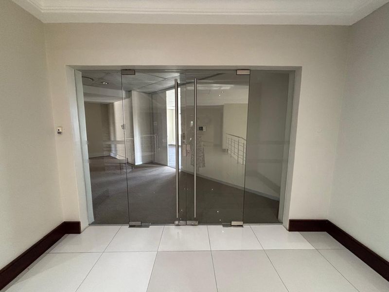 395m2 Premium Office Space in Tyger Valley - Photo 7