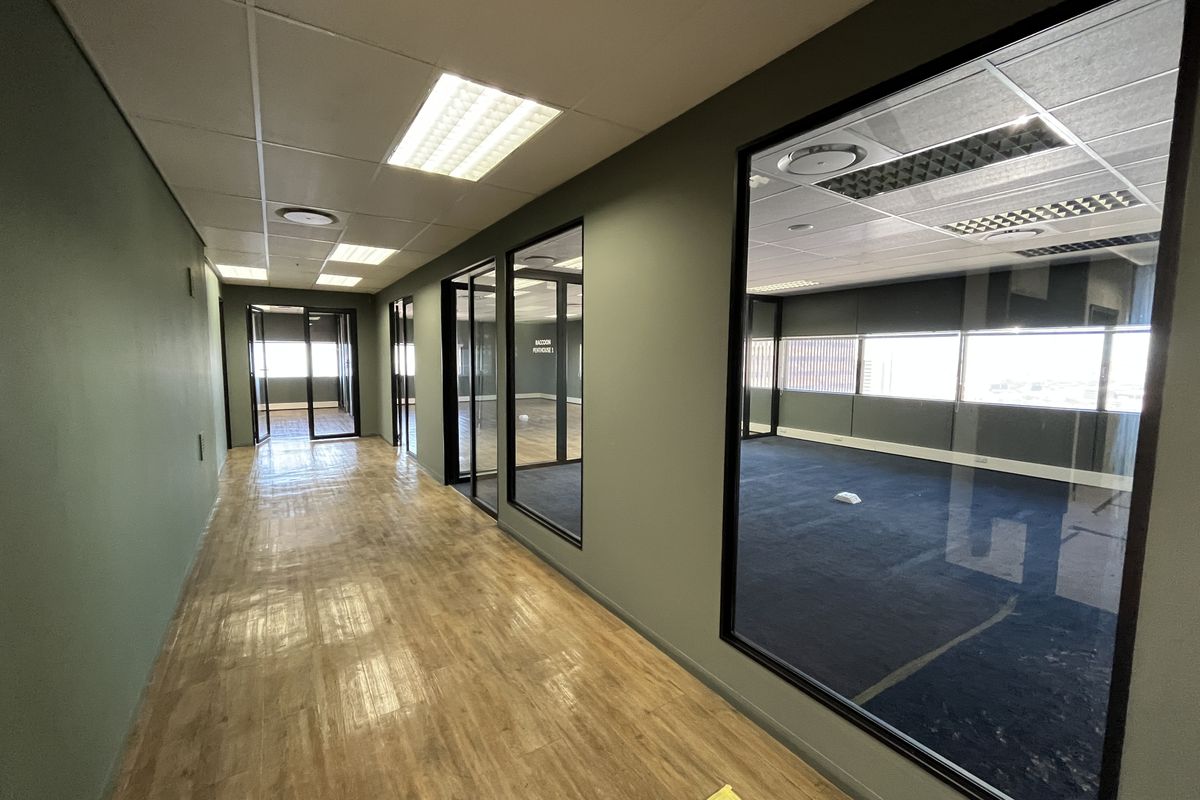 Entire 26th Floor Premium Office with Balcony at The Box, Cape Town CBD - Photo 4