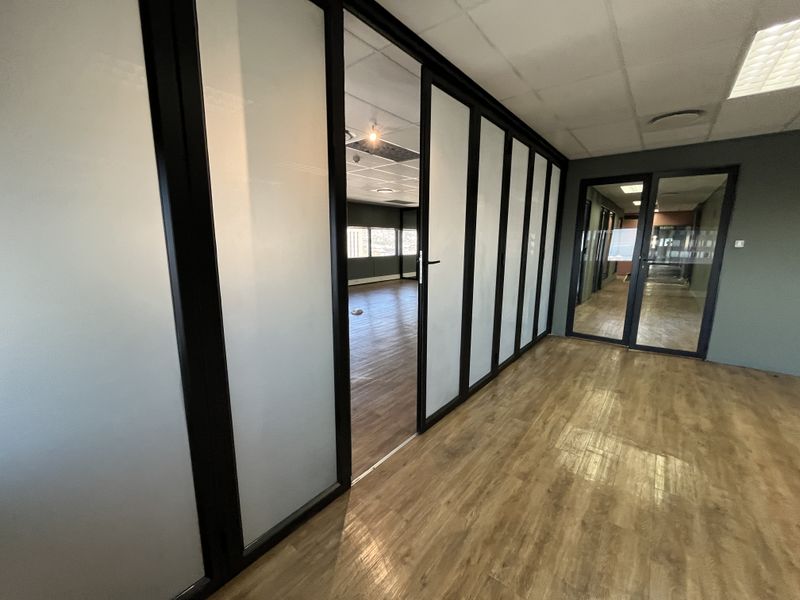Entire 26th Floor Premium Office with Balcony at The Box, Cape Town CBD - Photo 6