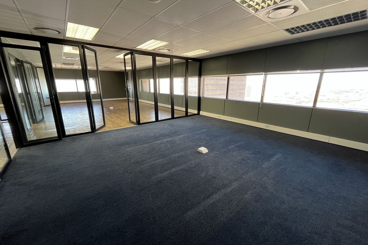 Entire 26th Floor Premium Office with Balcony at The Box, Cape Town CBD - Photo 5