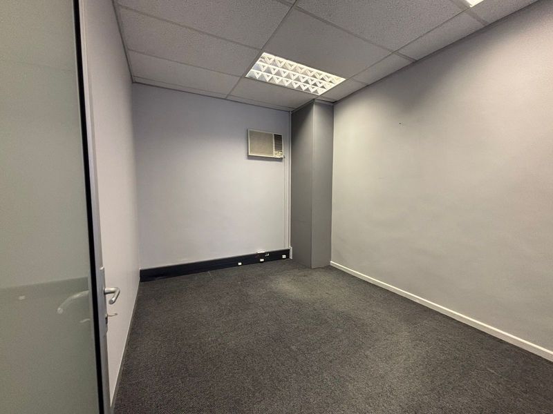 Prime 192sqm Ground Floor Office/Retail Space in Delphi Arena Tyger Valley - Photo 9