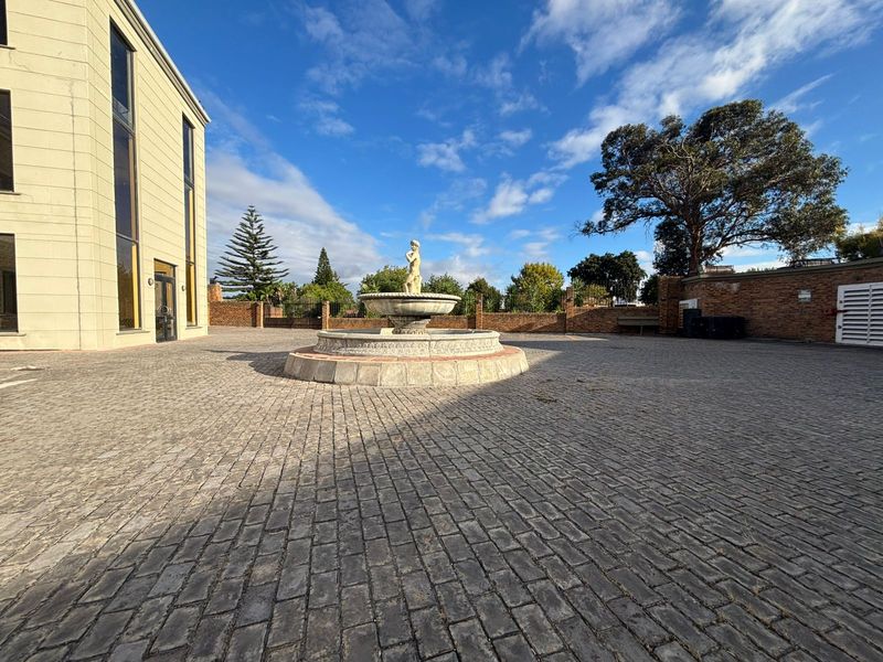 189sqm Loft Office Space – Delphi Arena, Tyger Valley - Photo 3