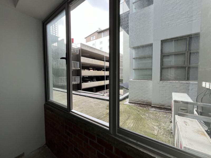 133 square Adaptable Office Space. Upper Eastside, Woodstock. - Photo 9