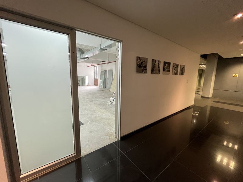 133 square Adaptable Office Space. Upper Eastside, Woodstock. - Photo 3