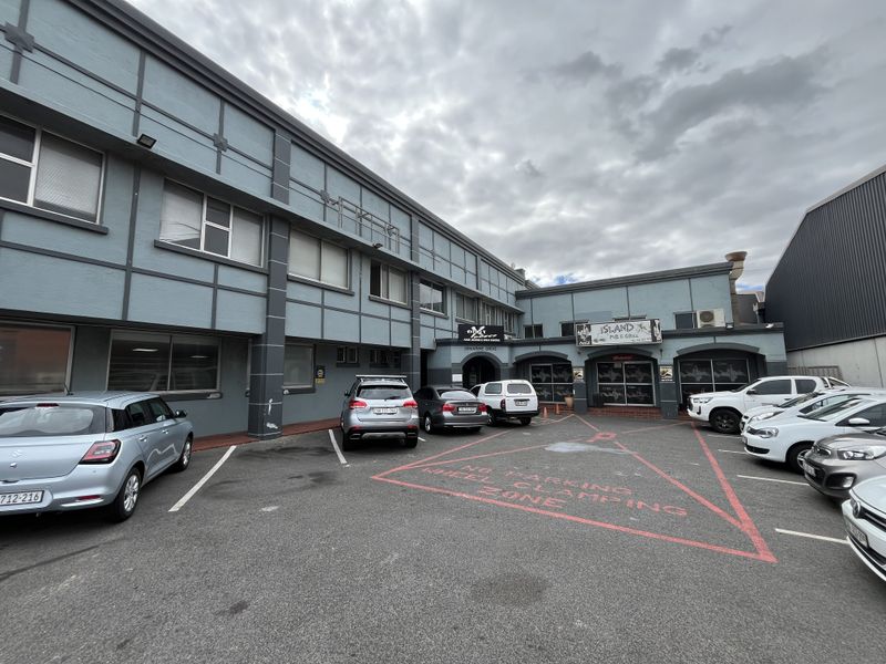 Well-situated 88 squares Office on 28 Marine Drive, Paarden Eiland. - Photo 2