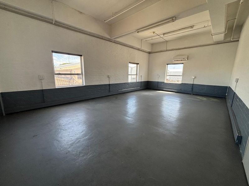 1,024.55m2 Double-Storey Office To Let | Mega Park, Bellville South - Photo 4