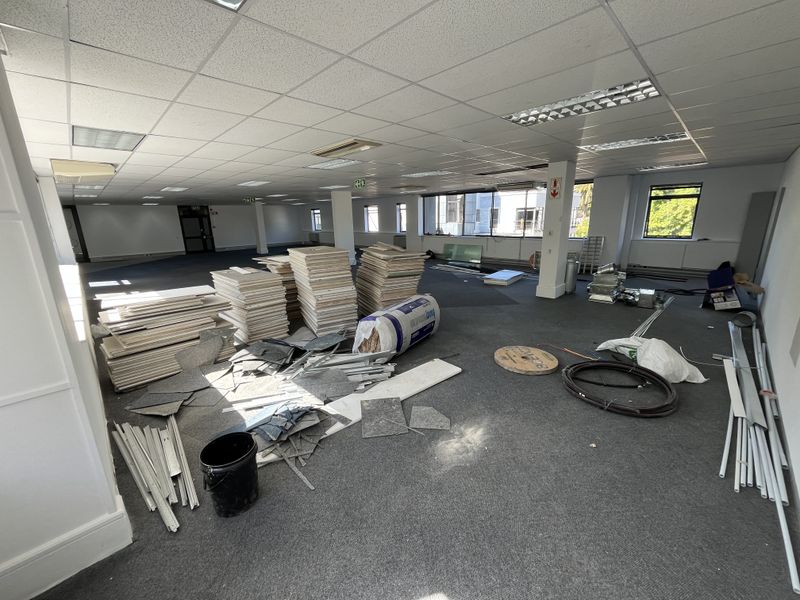 Flexible and ready to customise First-Floor office in Boundary Terraces, MillHouse. - Photo 10