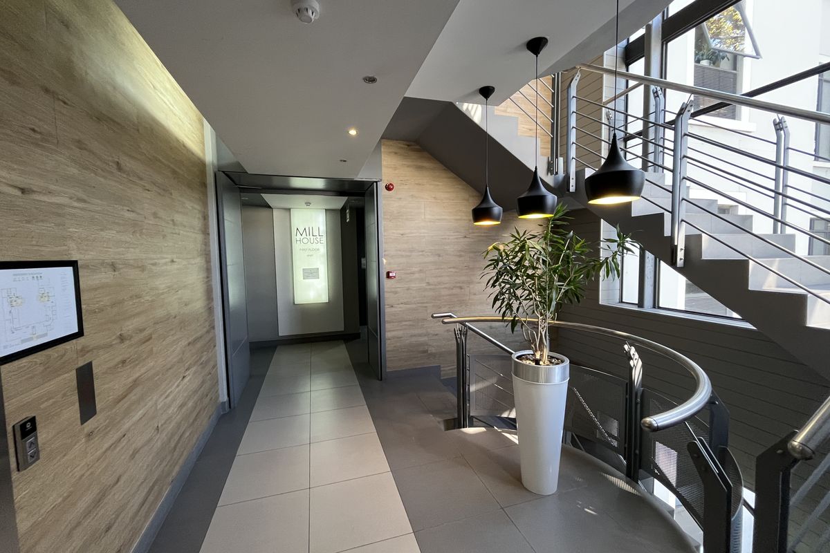 Flexible and ready to customise First-Floor office in Boundary Terraces, MillHouse. - Photo 4