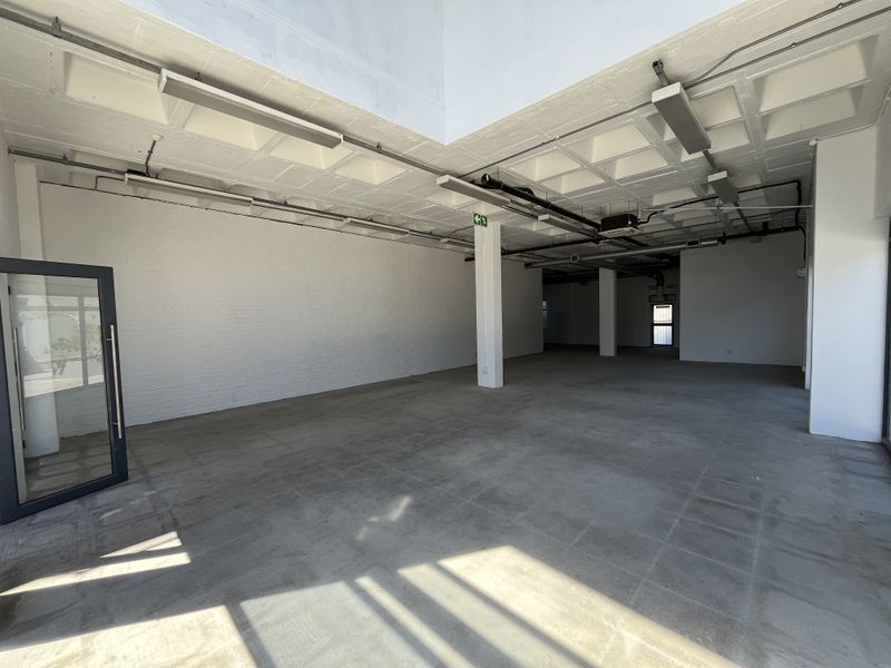 Prime Corner Retail Showroom with Maximum Exposure at Sable Square. - Photo 8