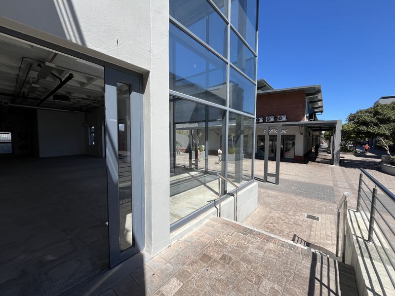 Prime Corner Retail Showroom with Maximum Exposure at Sable Square. - Photo 5