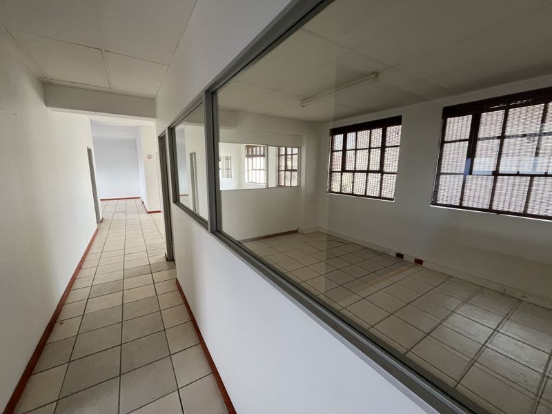 Affordable Office with Flexible Layout on High-Exposure Marine Drive - Photo 10