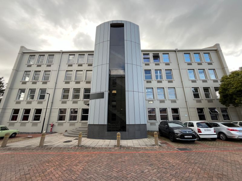 Premium Ground Floor Office at Belmont Office Park, Rondebosch. - Photo 2