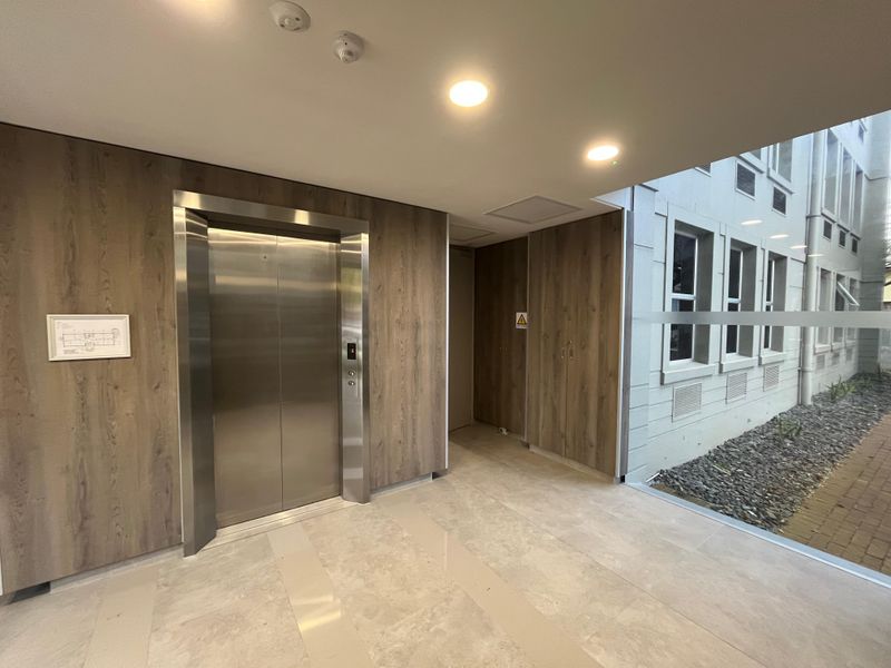 Premium Ground Floor Office at Belmont Office Park, Rondebosch. - Photo 6