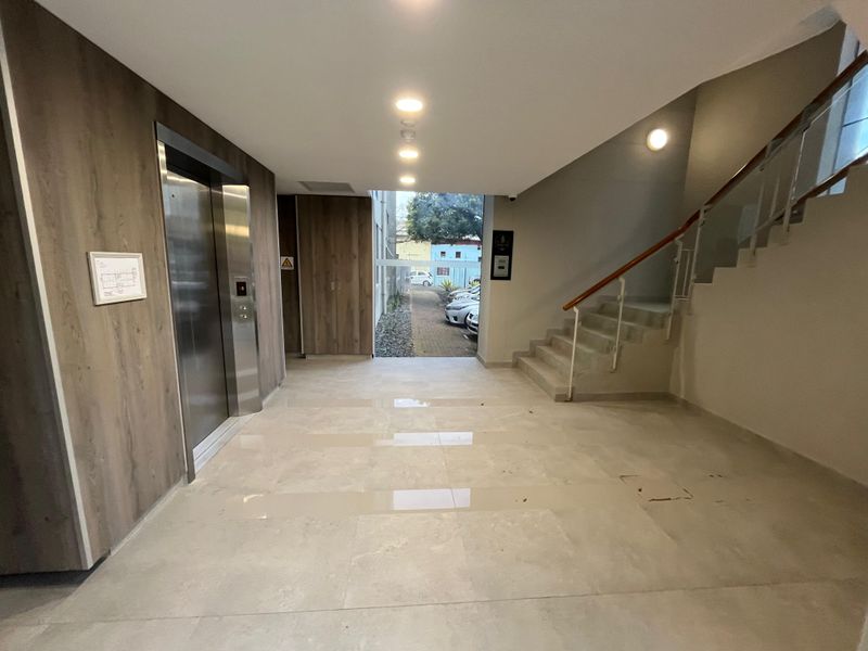 Premium Ground Floor Office at Belmont Office Park, Rondebosch. - Photo 5