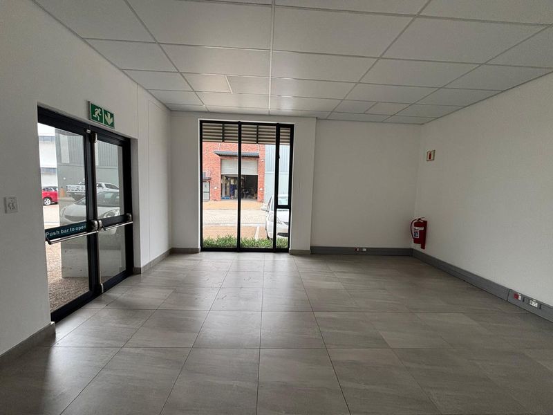 Prime Warehouse | Stonewood Business Park, Kraaifontein Industria - Photo 5