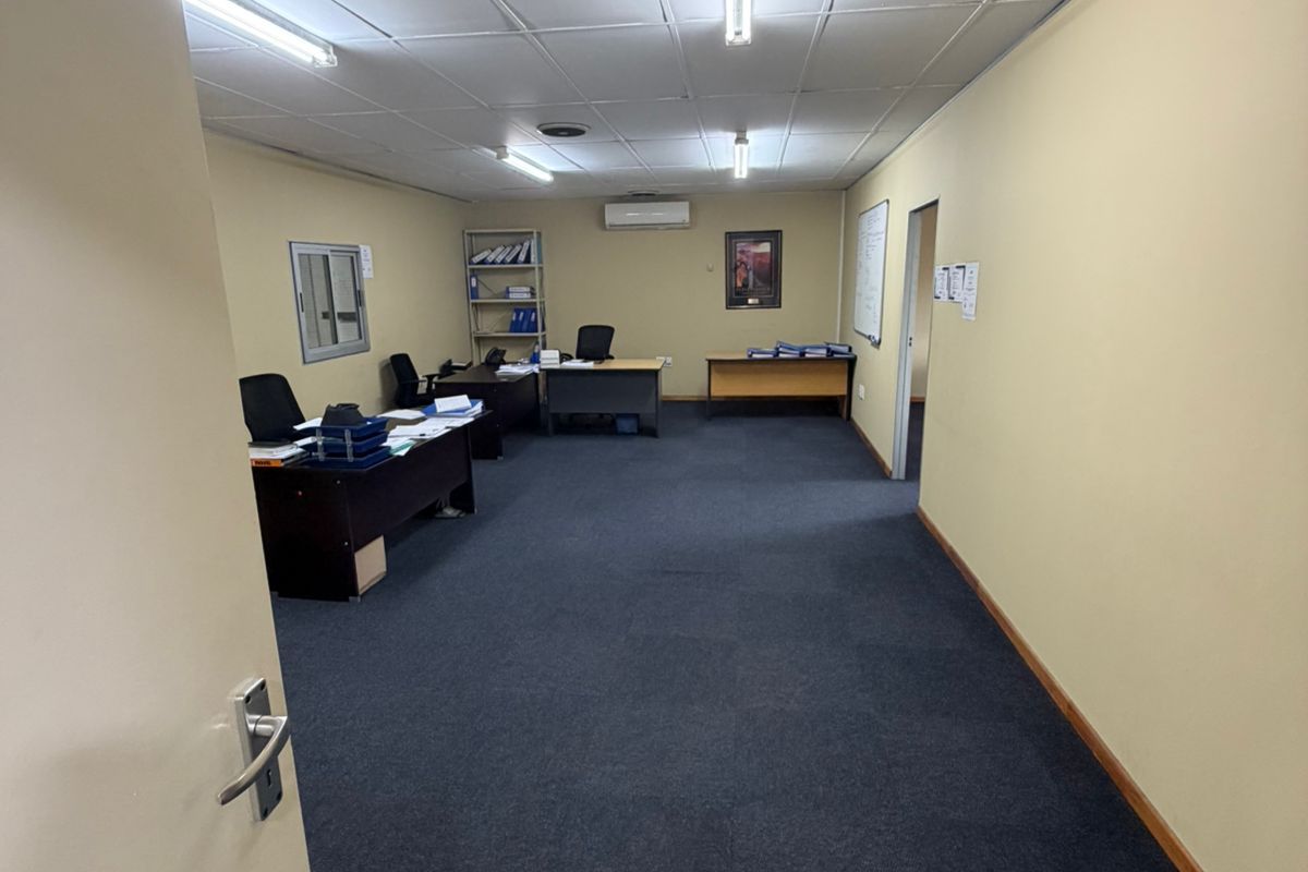 Prime Warehouse Opportunity in Rustenburg! - Photo 5