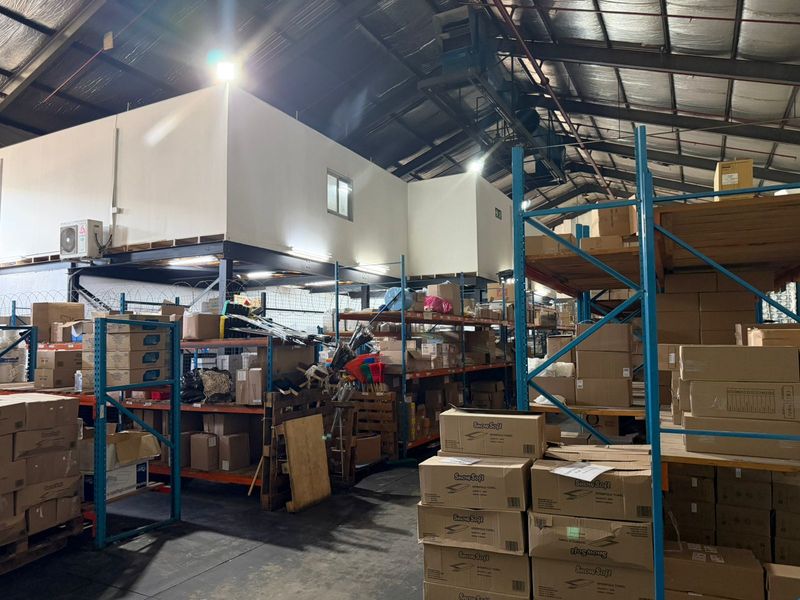 Prime Warehouse Opportunity in Rustenburg! - Photo 10